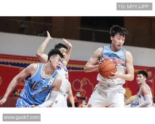 杭州足球队逆袭之路:从低谷到巅峰的奋斗与荣耀 杭州足球队逆袭之路:从低谷到巅峰的奋斗与荣耀